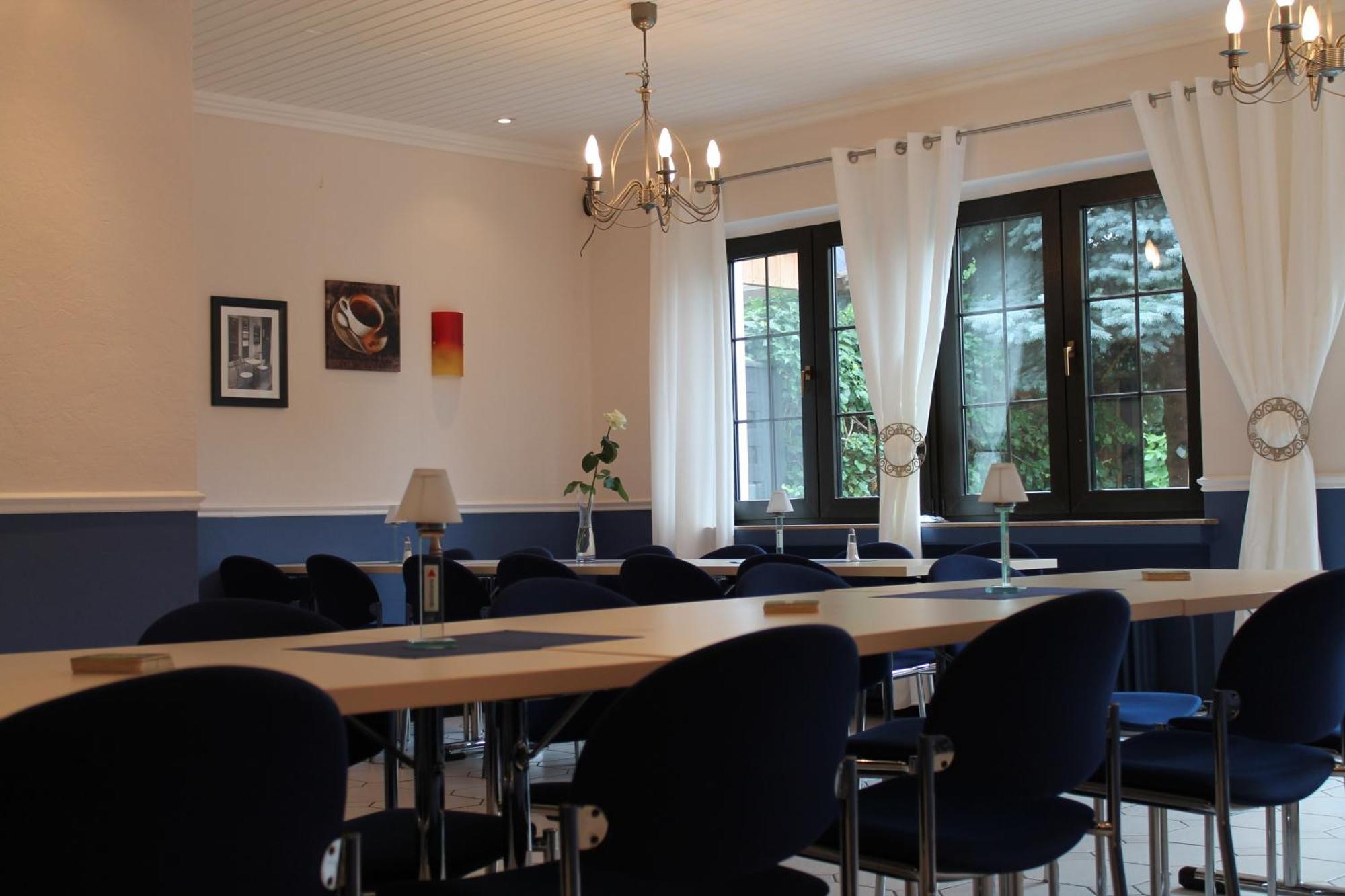 Smart Hostel By Landgasthof Velber 24H7D Seelze المظهر الخارجي الصورة